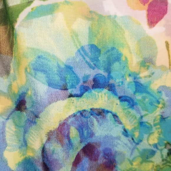 Vibrant Floral Blouse, Semisheer Fabric, Buttoned Front, One Size fits Most. - Picture 8 of 14